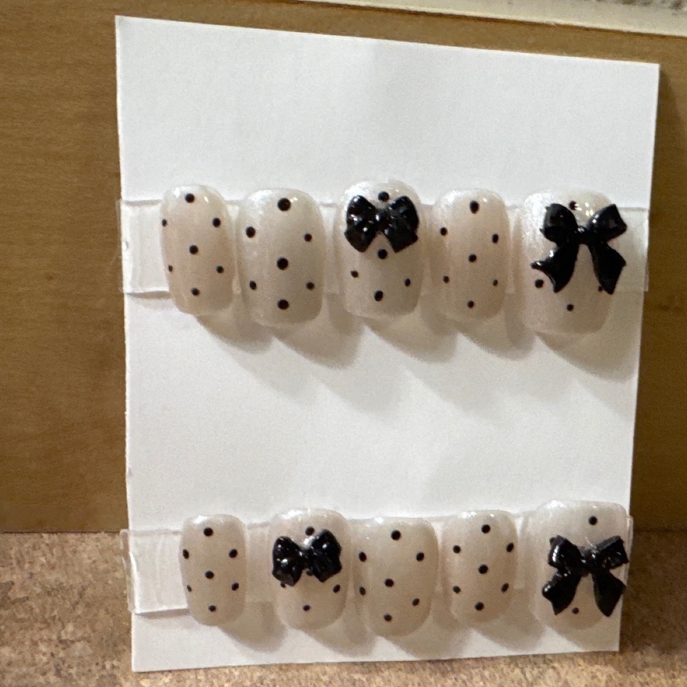 Press On Nails White‎ Polka Dot Black 3D Bows Coquette Short Square Set